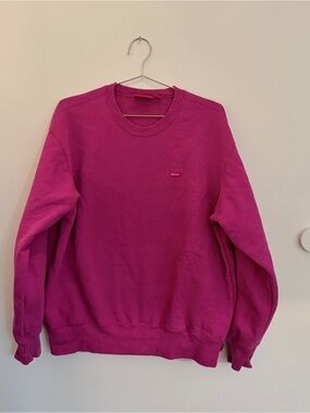Supreme Magenta Crewneck Sweatshirt